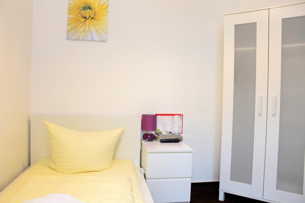 Little Single Room